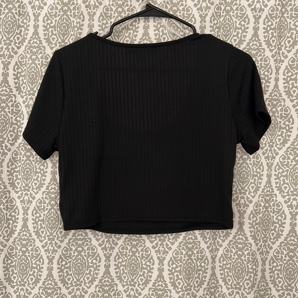 Black Ribbed Crop Top - Picture 3 of 3